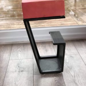 Northern Cube presents a modern side table – Living Coral Top in wood and Steel